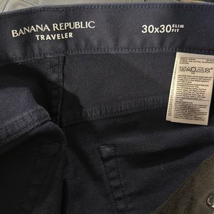 Banana Republic Traveler slim Fit pants Navy